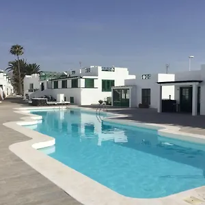 Relax & Pool Next To The Appartamento